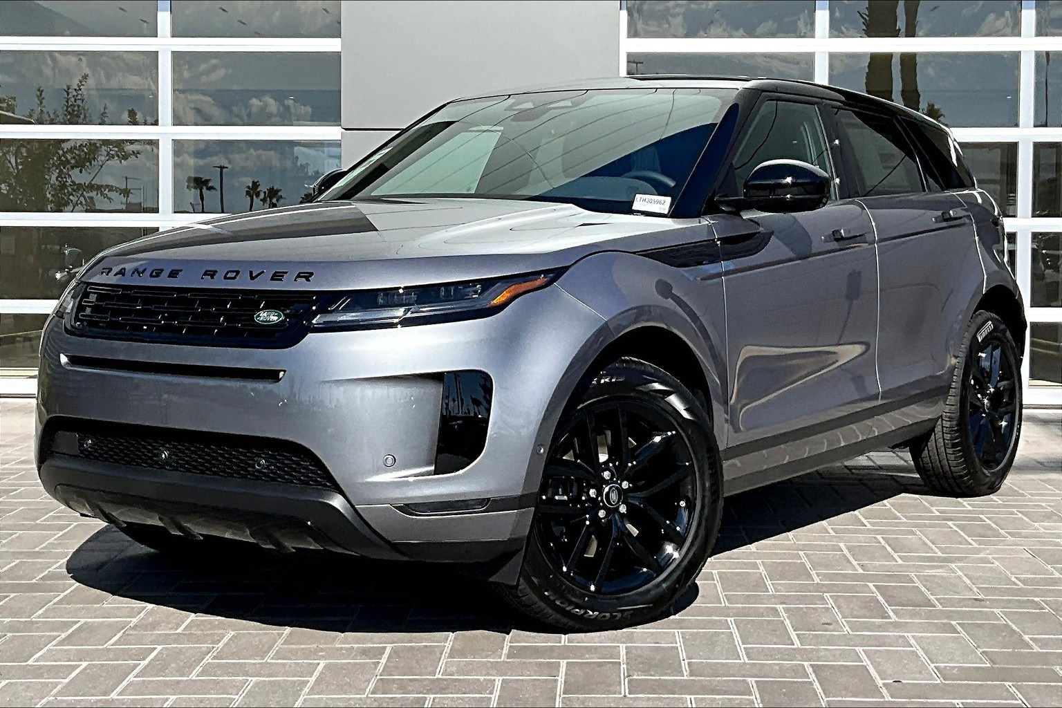2026 Land Rover Range Rover Evoque