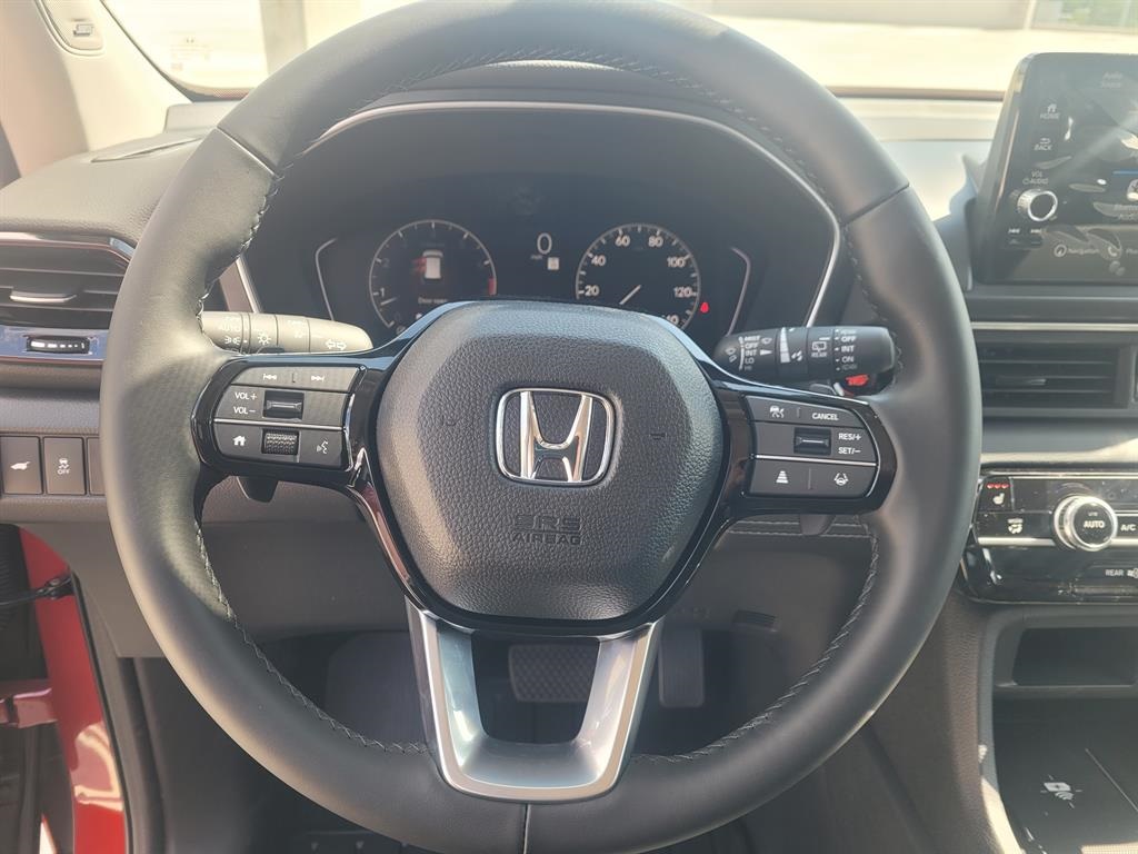 2025 Honda Pilot Touring photo 8