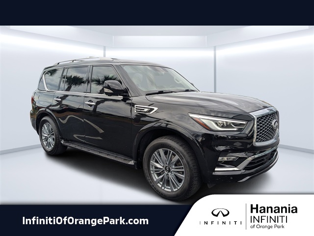 2022 INFINITI QX80's photo