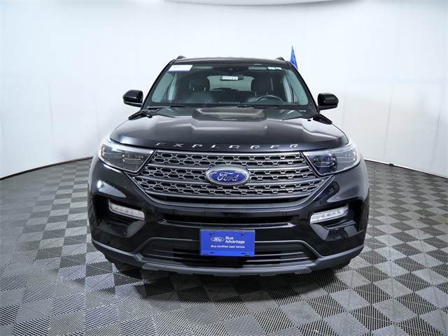 2023 Ford Explorer XLT photo 2