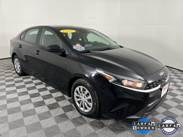 2023 Kia Forte LX's photo