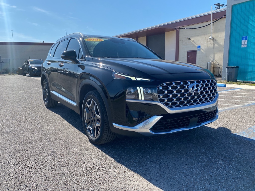 2023 Hyundai Santa Fe Limited's photo