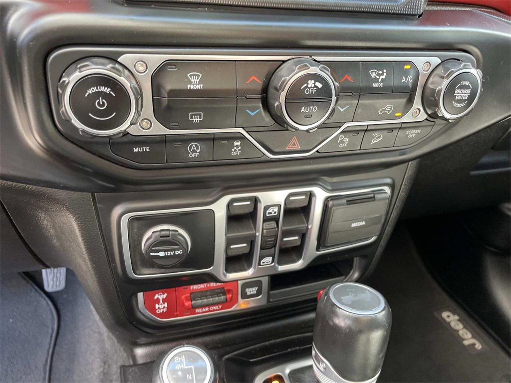 2020 Jeep Wrangler Unlimited Rubicon photo 13