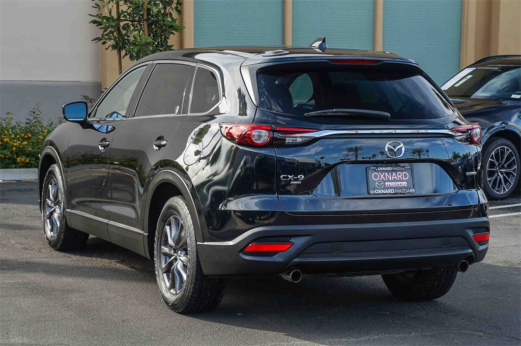 2023 Mazda CX-9 Touring photo 2