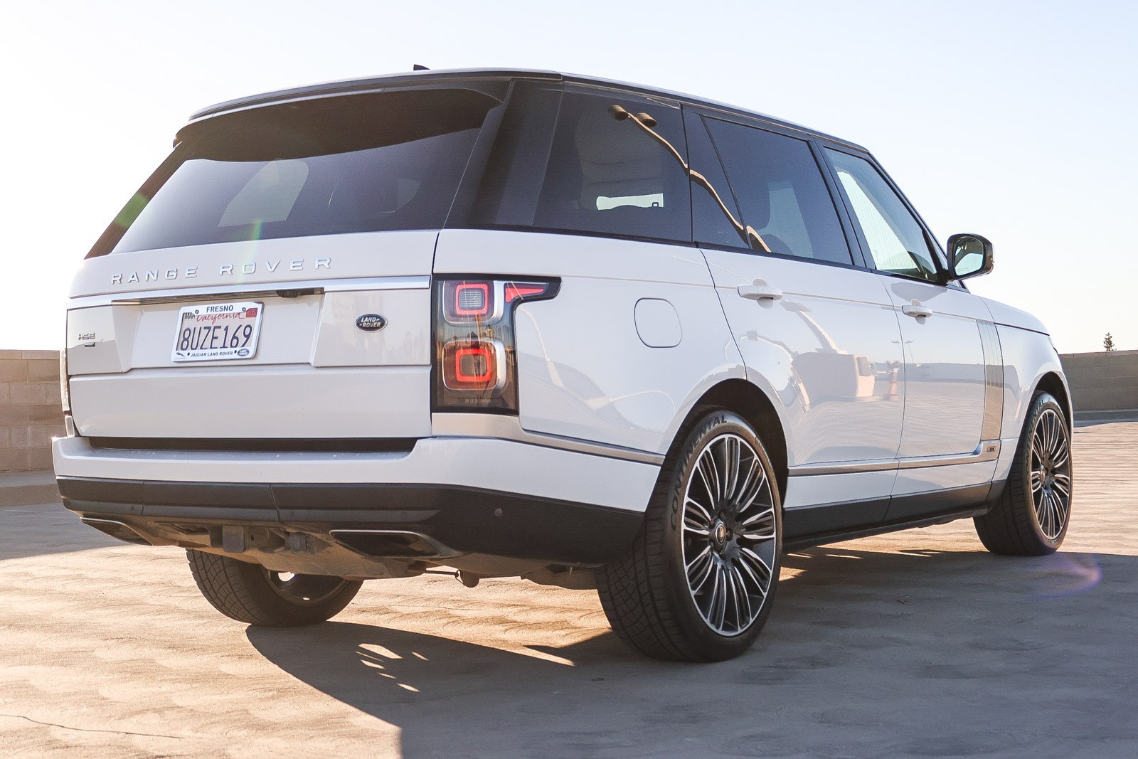 2021 Land Rover Range Rover P525 HSE HSE Westminster Edition photo 4