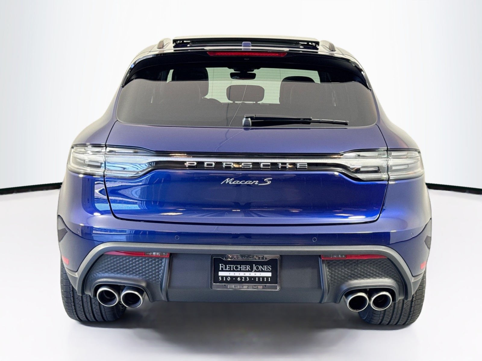 2025 Porsche Macan S photo 10