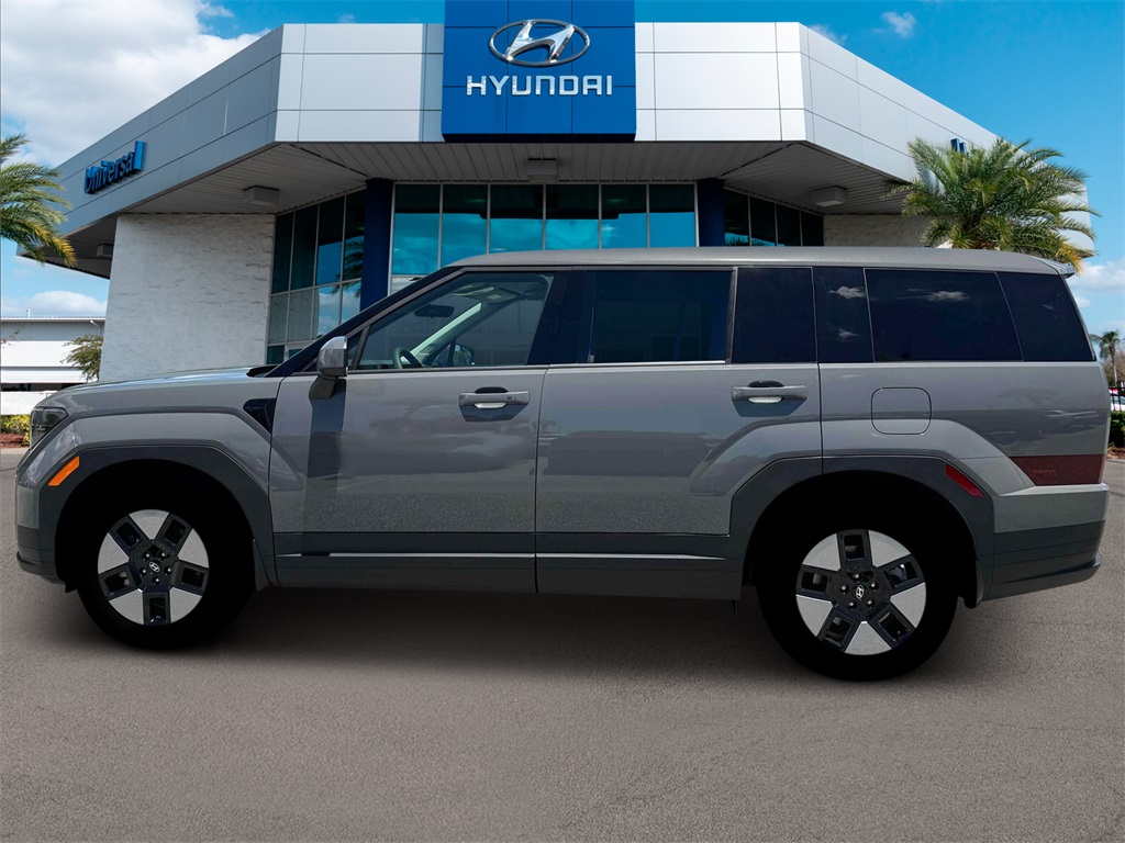 2026 Hyundai Santa Fe SE photo 2