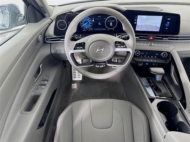 2025 Hyundai Elantra Hybrid SEL Sport photo 28