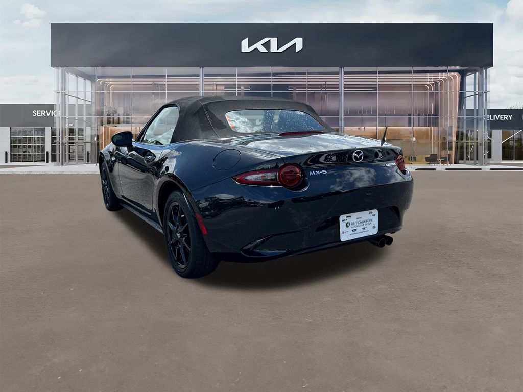 2023 Mazda MX-5 Miata Miata Sport photo 5