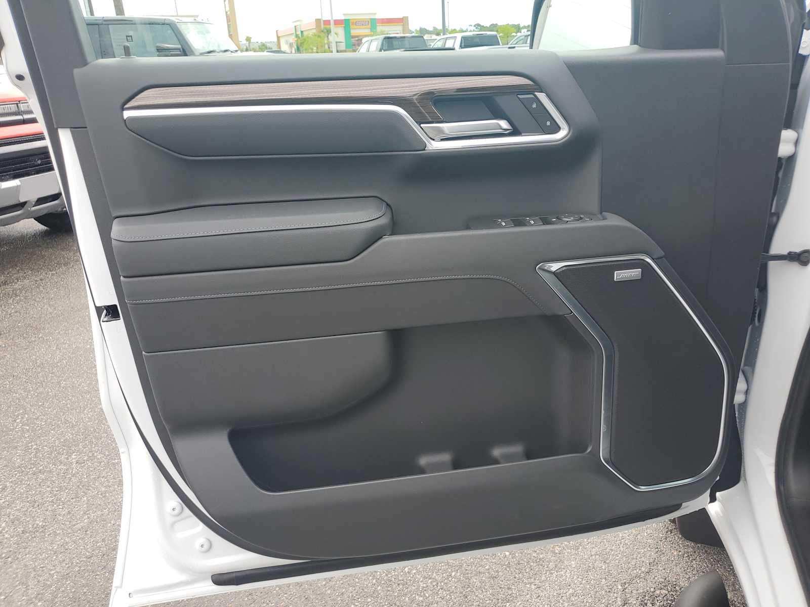 2025 Chevrolet Silverado 1500 RST photo 15