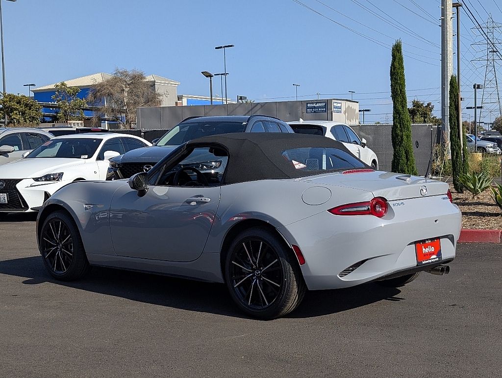 2025 Mazda MX-5 Miata Miata Grand Touring photo 8