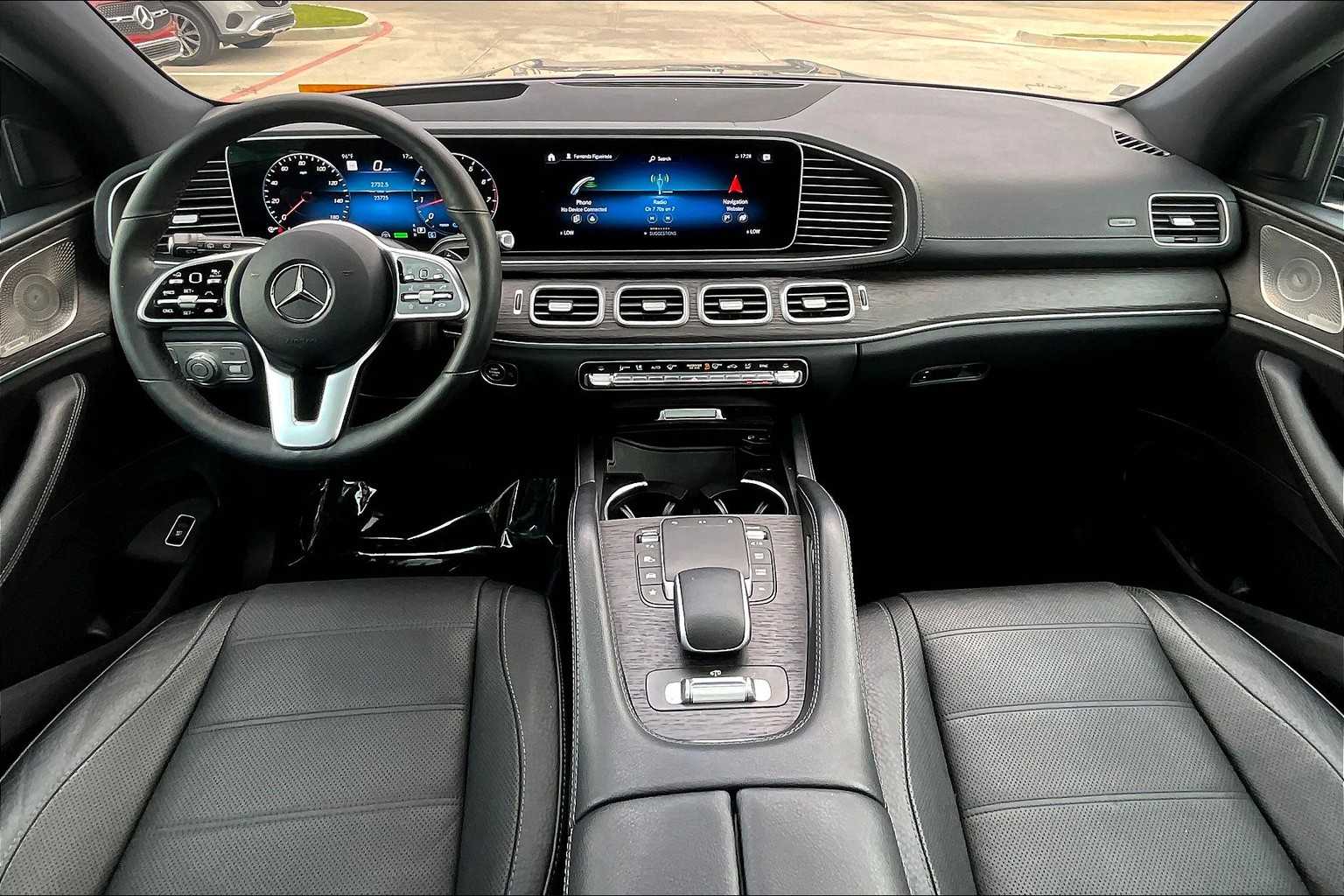 2022 Mercedes Benz GLS 450 4MATIC photo 13