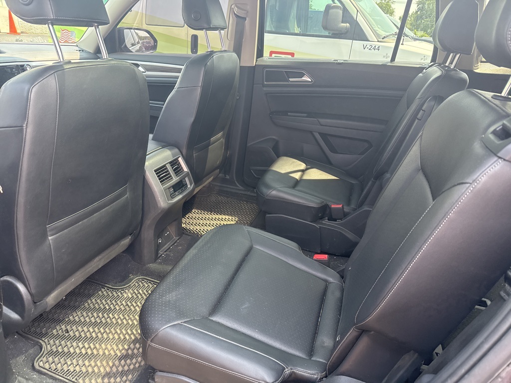 2019 Volkswagen Atlas V6 SEL photo 4