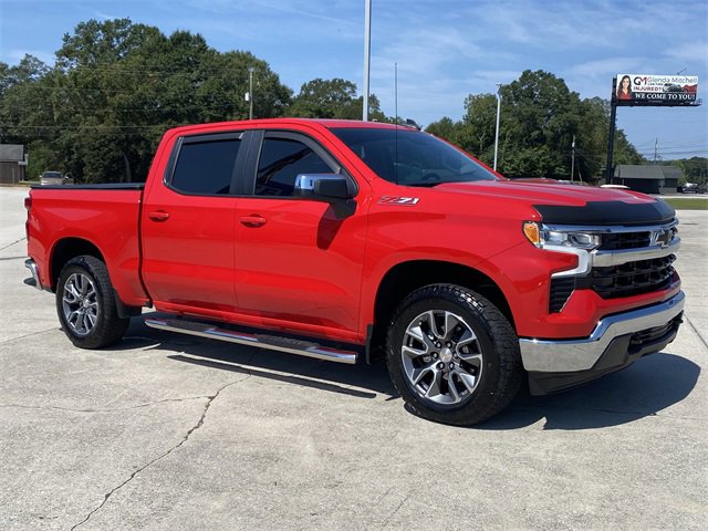 2024 Chevrolet Silverado 1500 LT photo 7