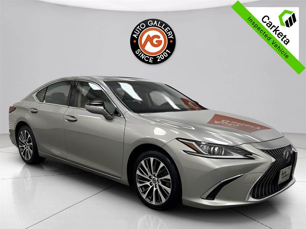 2019 Lexus ES 350's photo
