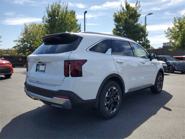 2026 Kia Sorento S photo 4