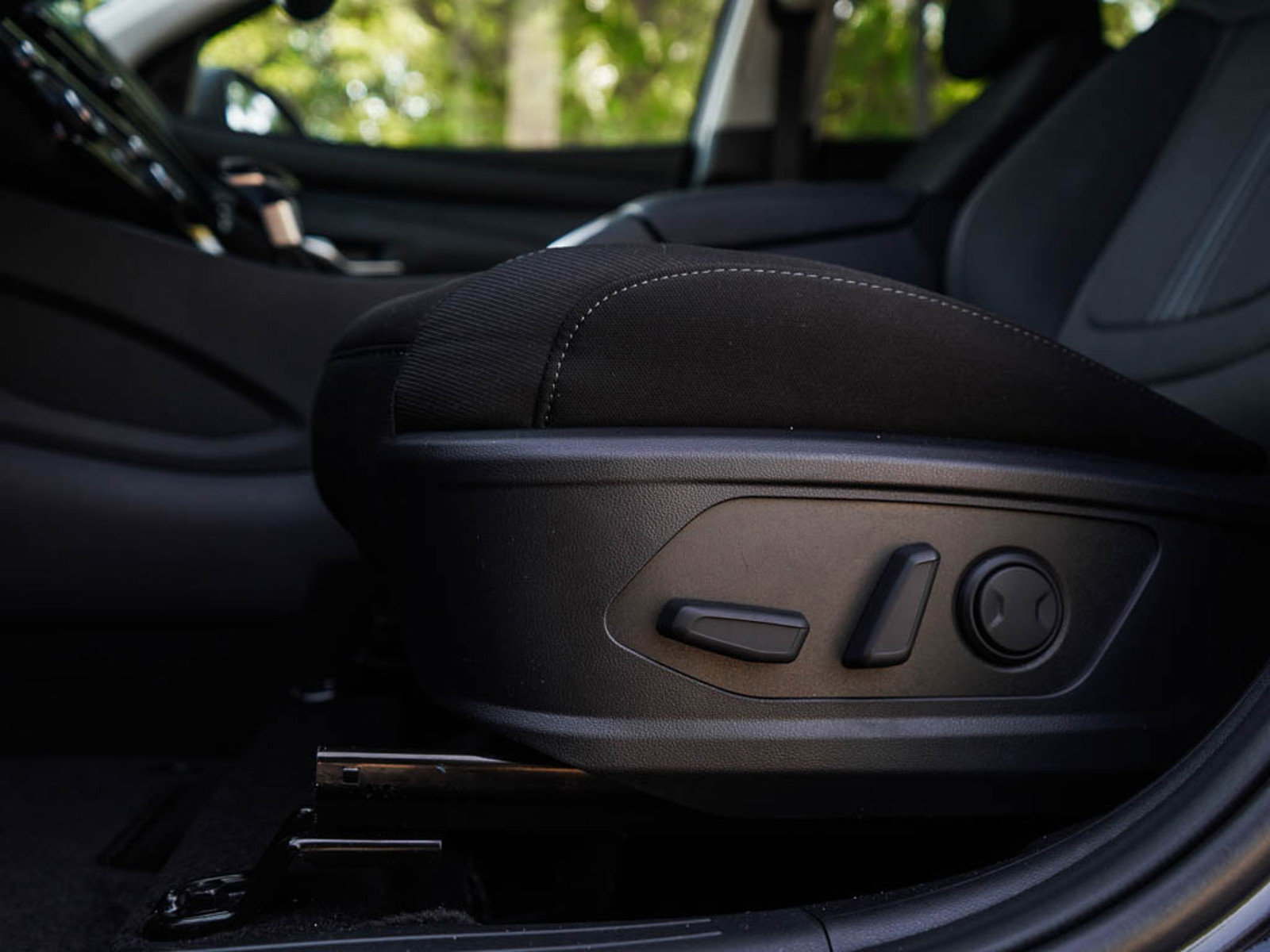 2025 Hyundai Tucson SEL photo 17