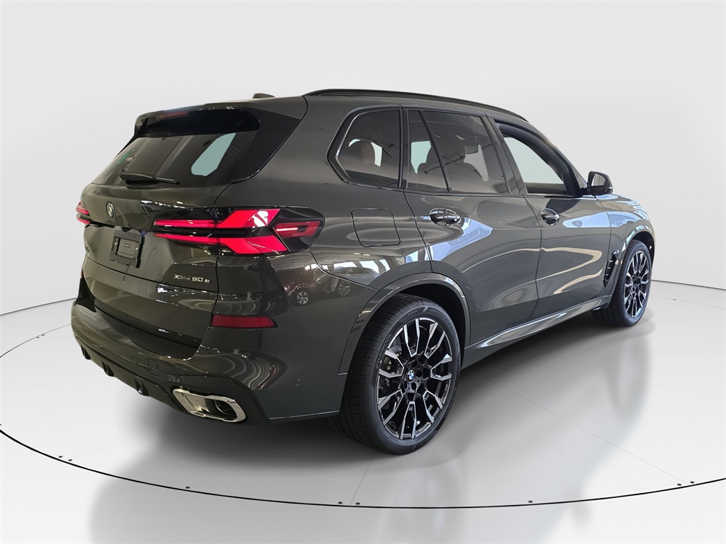 2026 Bmw X5 xDrive50e photo 3