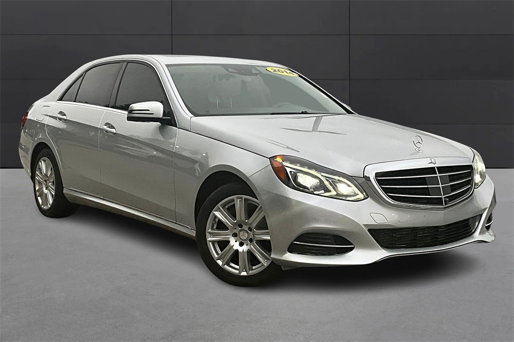 2014 Mercedes Benz E 250 4MATIC photo 9