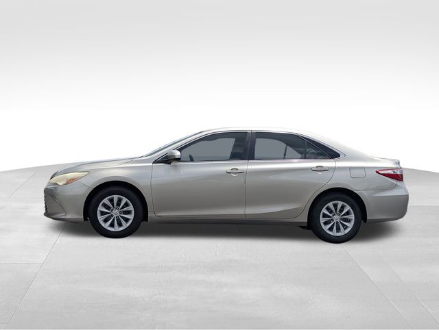 Used 2016 Toyota Camry XLE with VIN 4T4BF1FK6GR537367 for sale in Columbia, MS