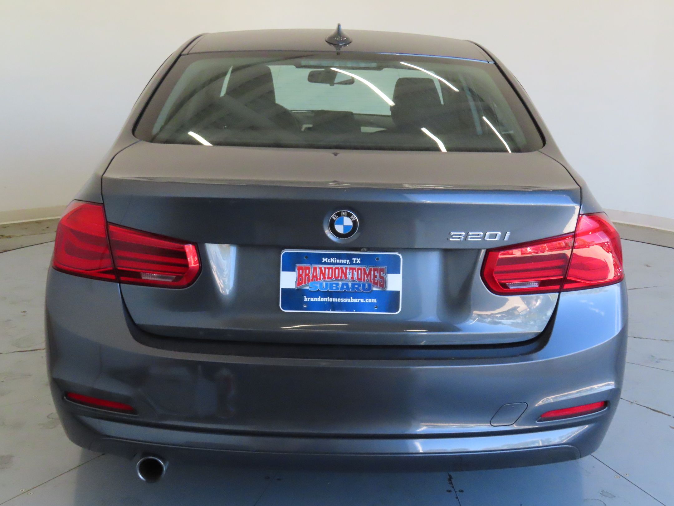 2018 Bmw 320i Sedan photo 4