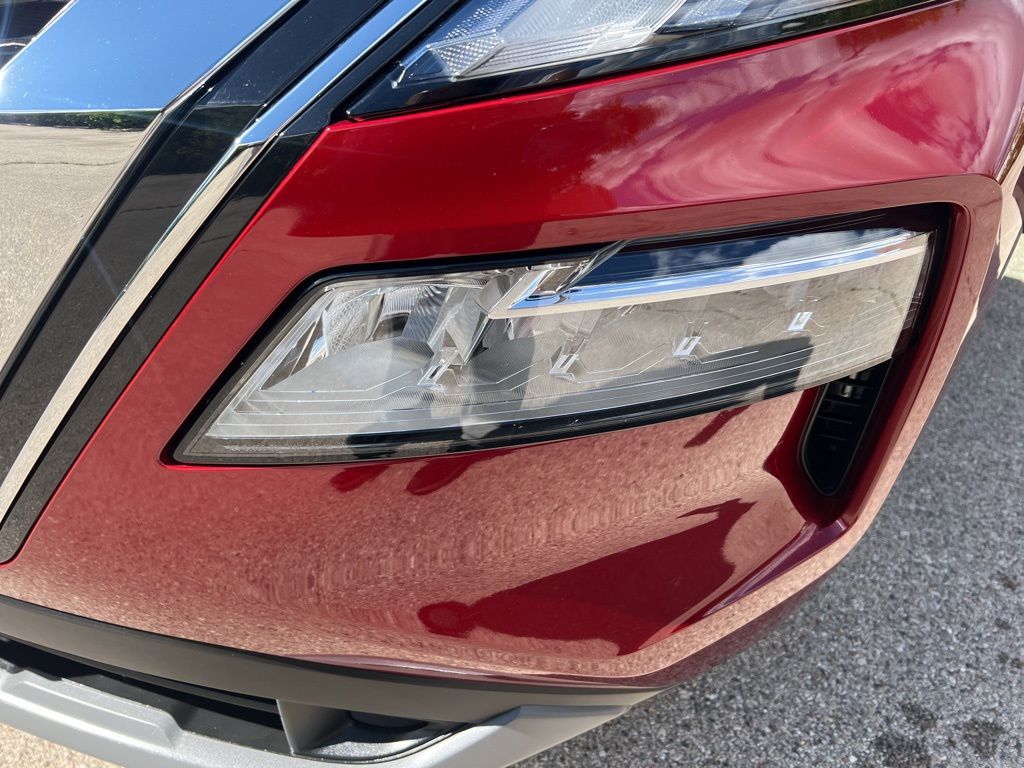 2023 Nissan Rogue SV photo 28