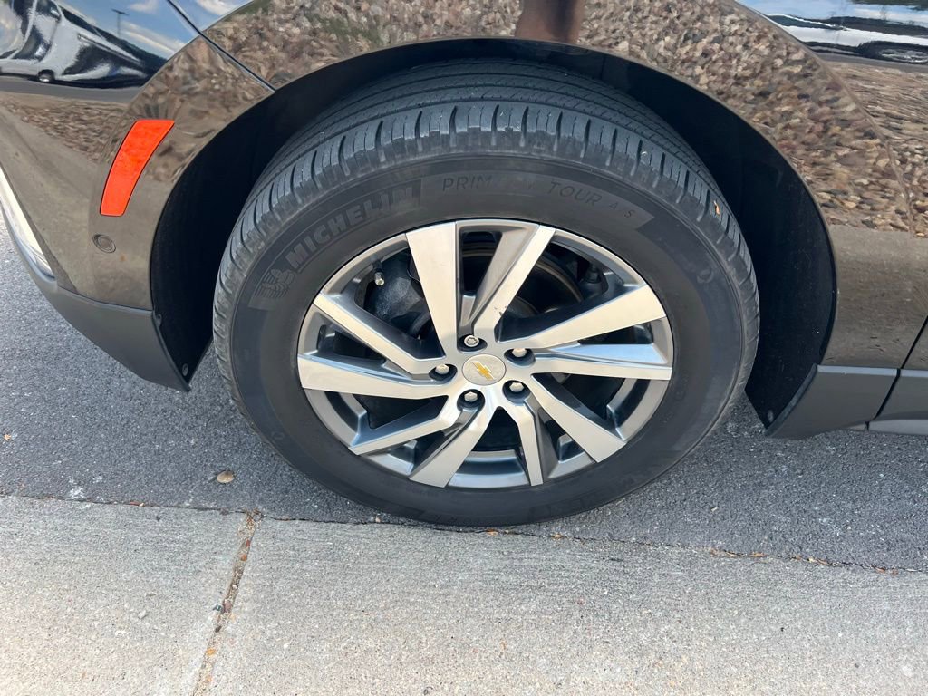 2022 Chevrolet Equinox Premier photo 10