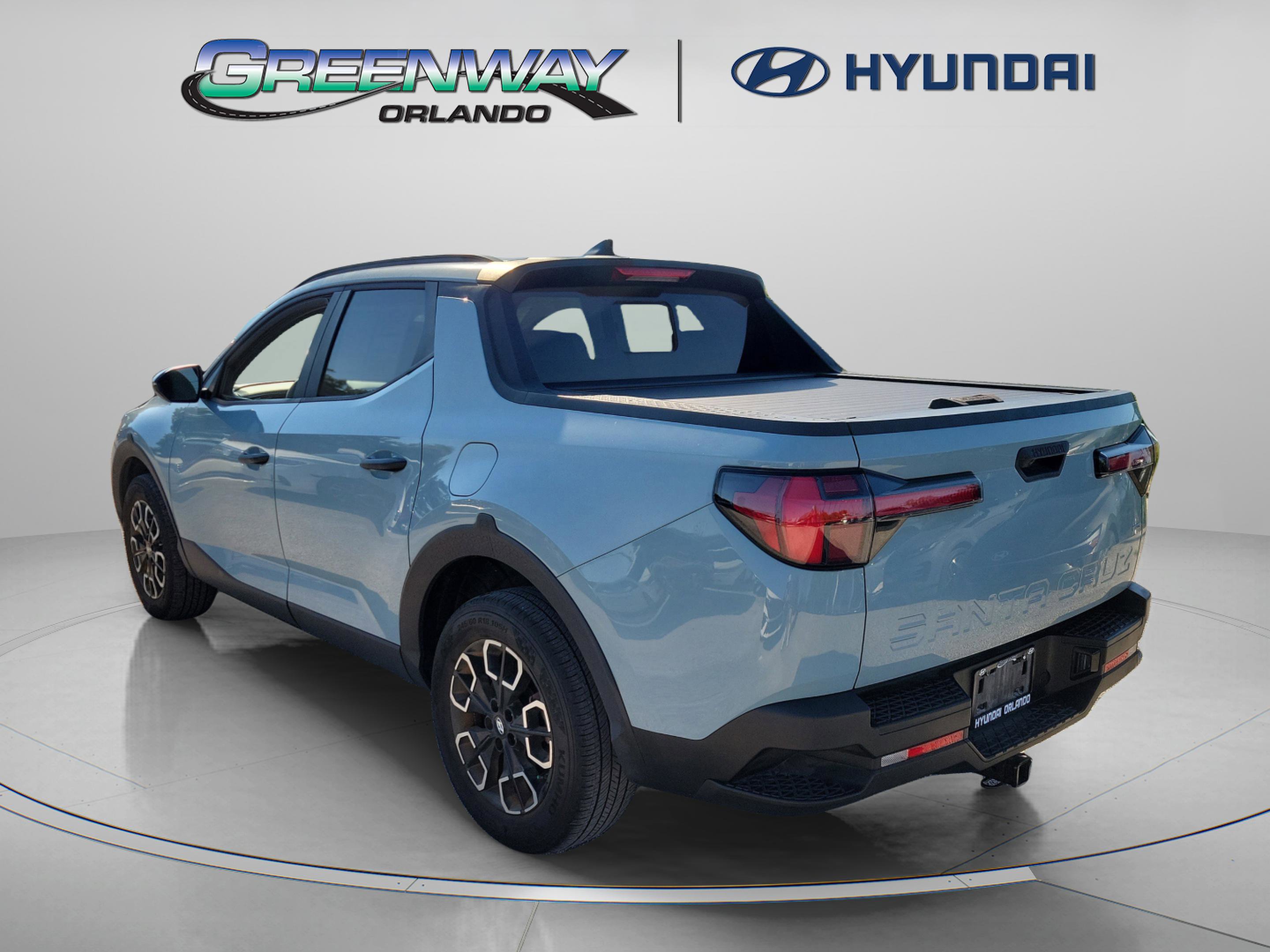 2022 Hyundai Santa Cruz SEL photo 2