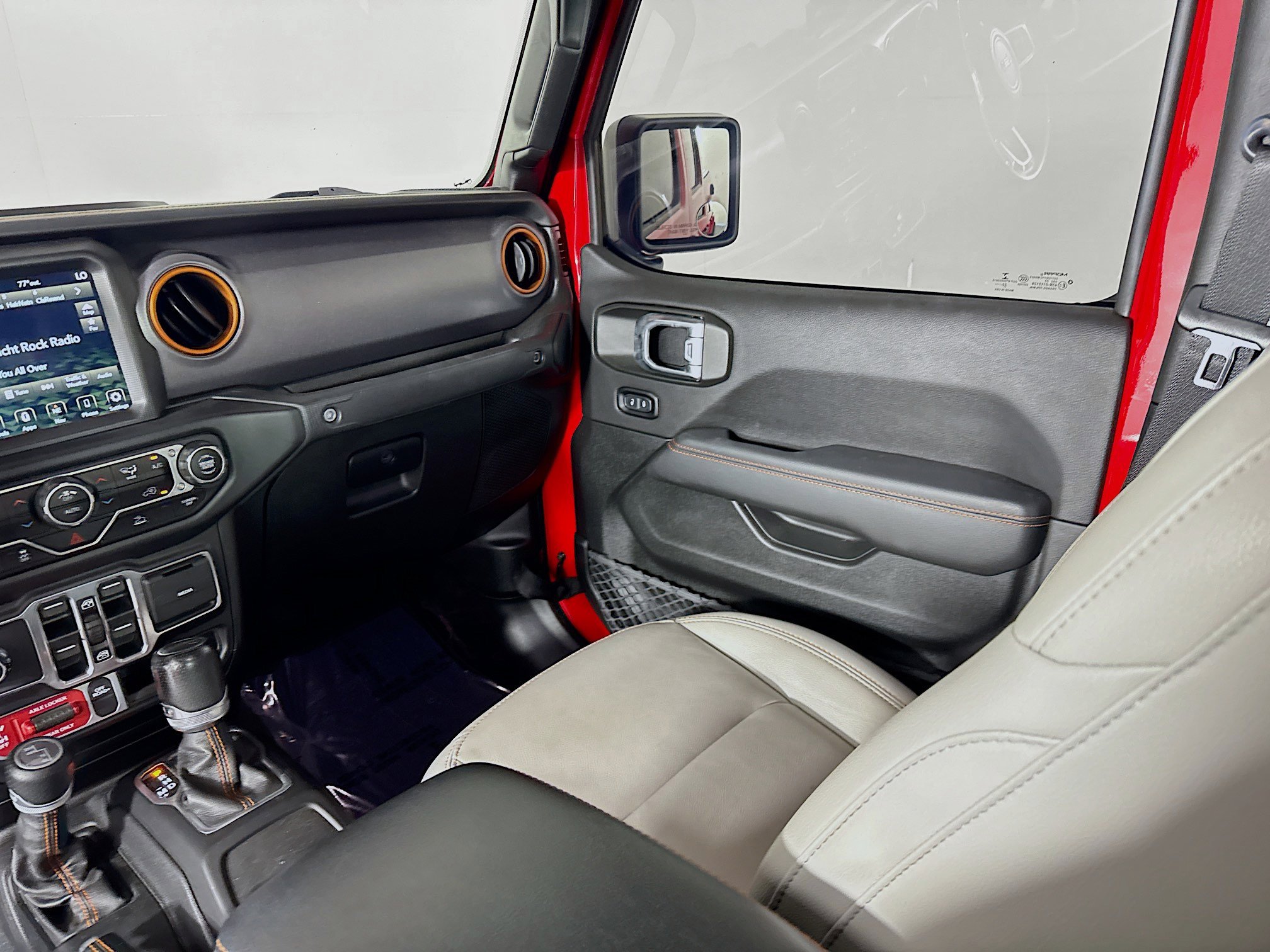 2022 Jeep Gladiator Mojave photo 22