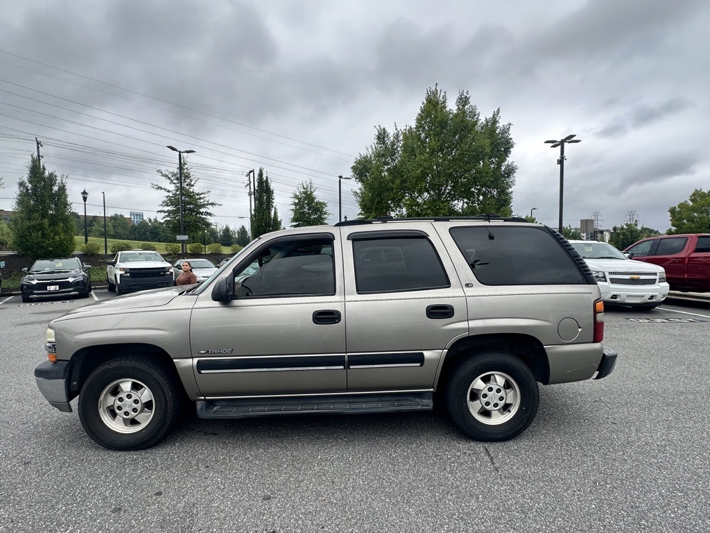 2001 Chevrolet Tahoe LS photo 6