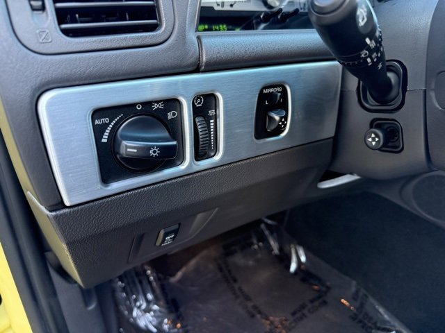 2002 Ford Thunderbird Base photo 16