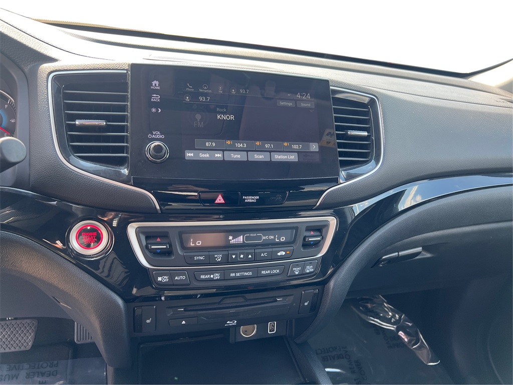 2022 Honda Pilot Touring photo 14