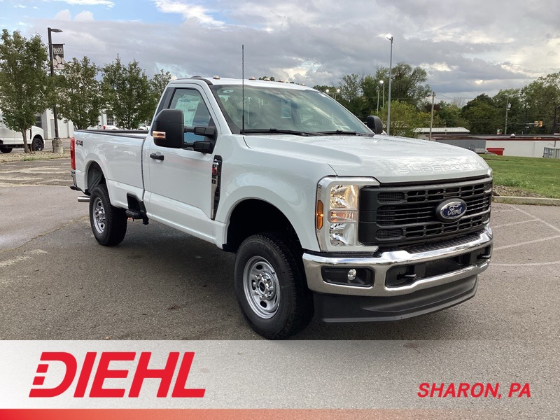 2026 Ford F-350 Super Duty XL's photo