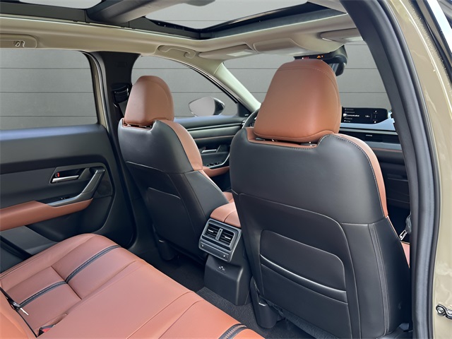 2025 Mazda CX-50 Meridian Edition photo 24