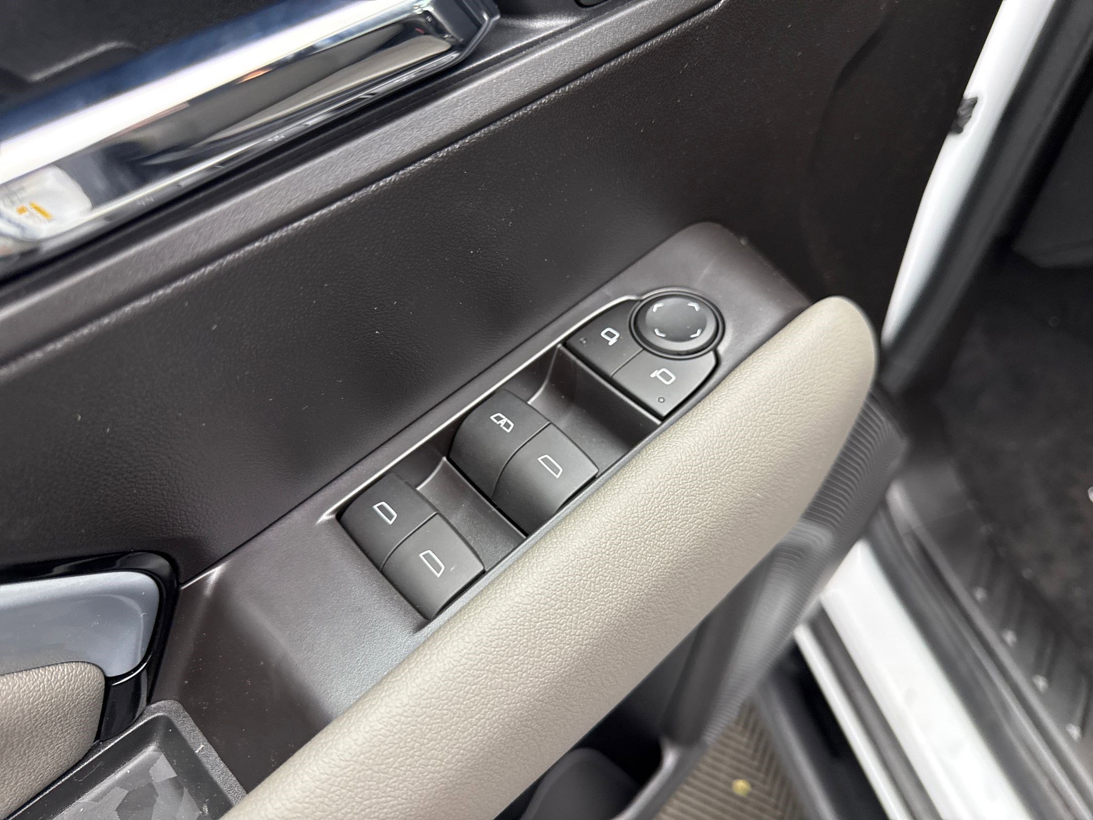 2026 Chevrolet Colorado ZR2 photo 12