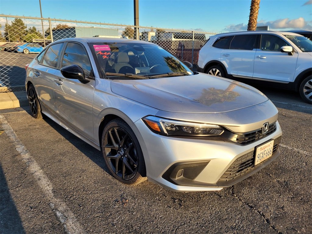 2023 Honda Civic Sport photo 3