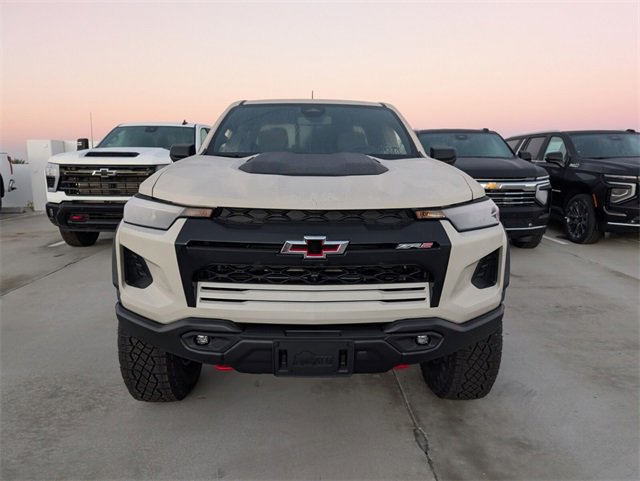 2026 Chevrolet Colorado ZR2 photo 2