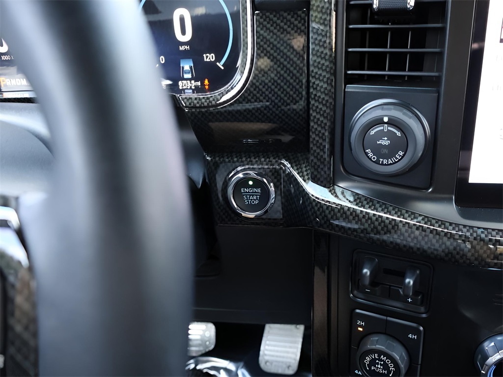 2023 Ford F-150 Lariat photo 29