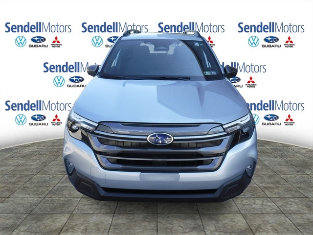 2025 Subaru Forester Premium Base photo 4