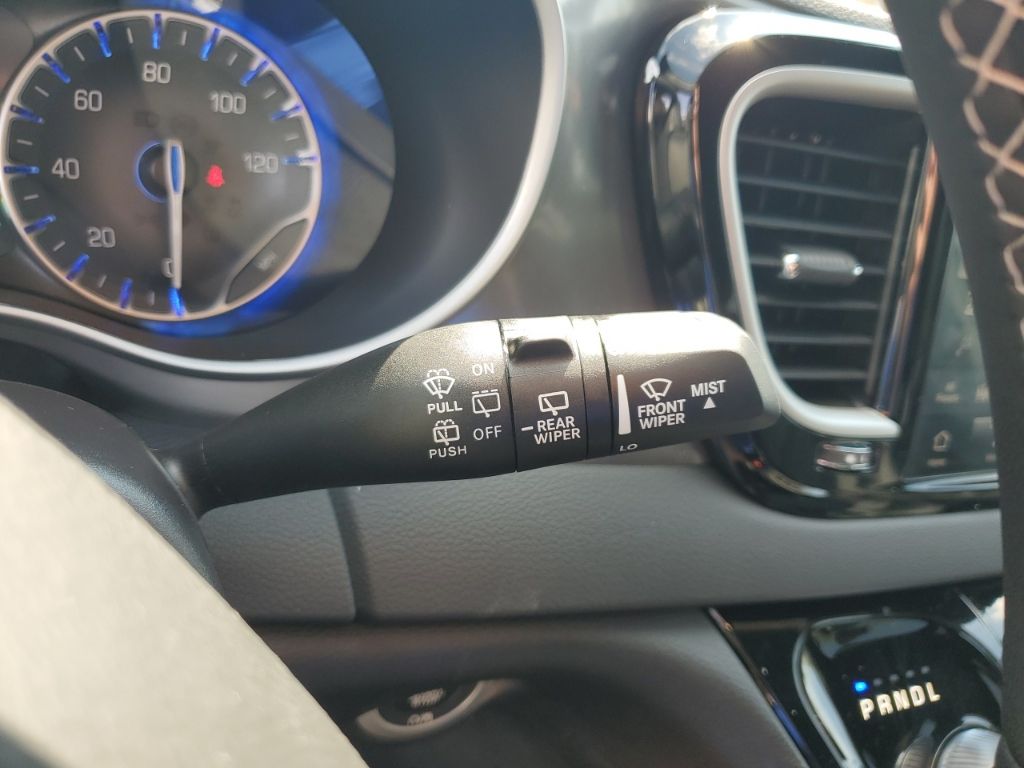 2026 Chrysler Voyager LX photo 33
