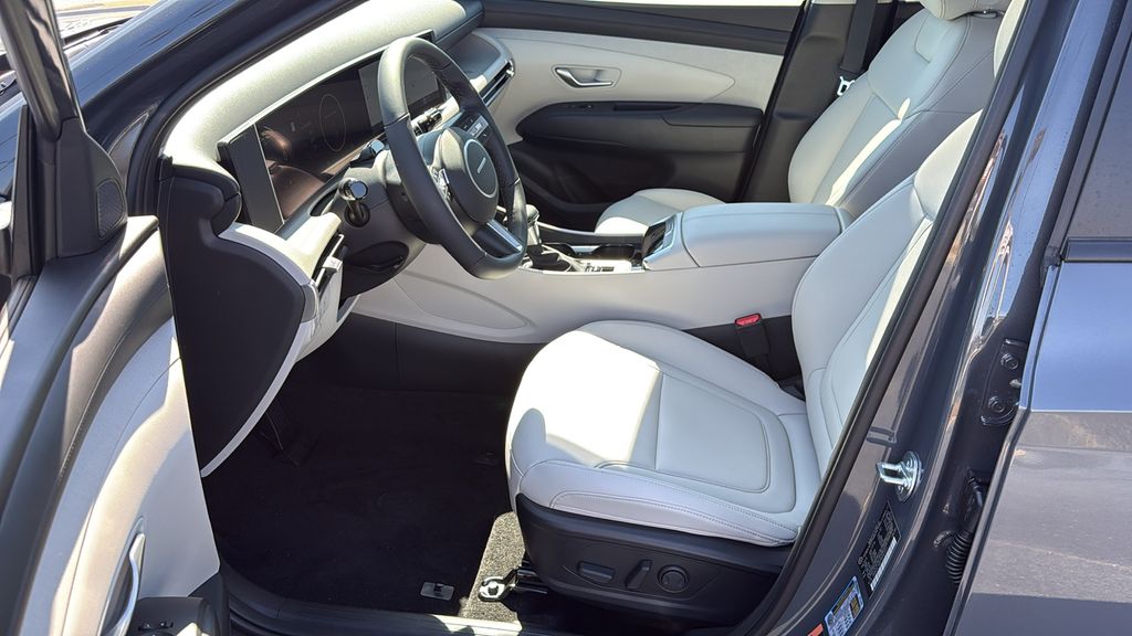 2025 Hyundai Tucson SEL Convenience photo 22