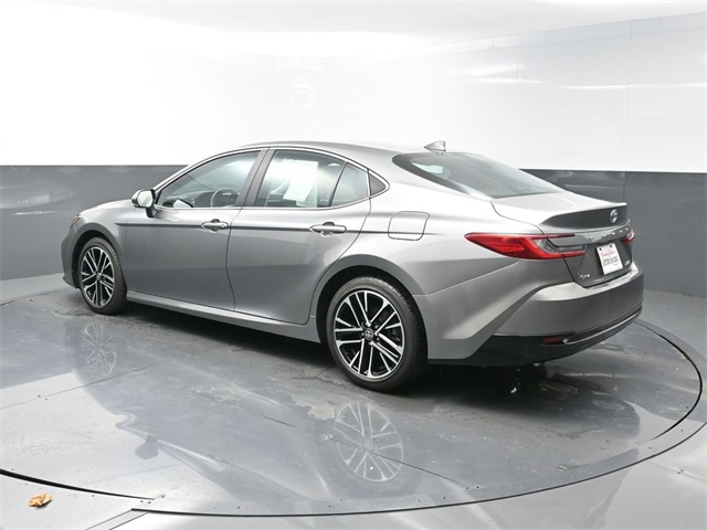 2025 Toyota Camry XSE photo 4