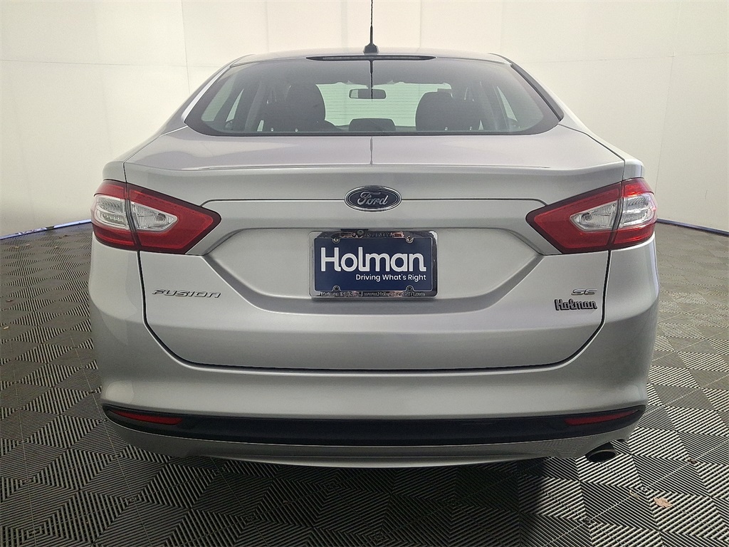 2015 Ford Fusion SE photo 7