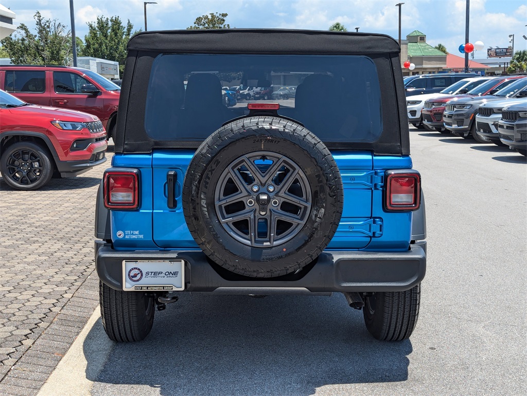 2025 Jeep Wrangler Sport S photo 5