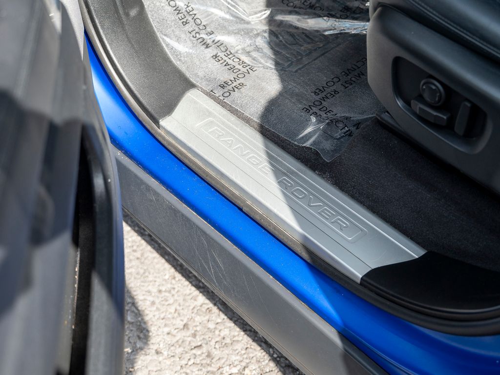 2022 Land Rover Range Rover Sport HSE Silver Edition photo 14
