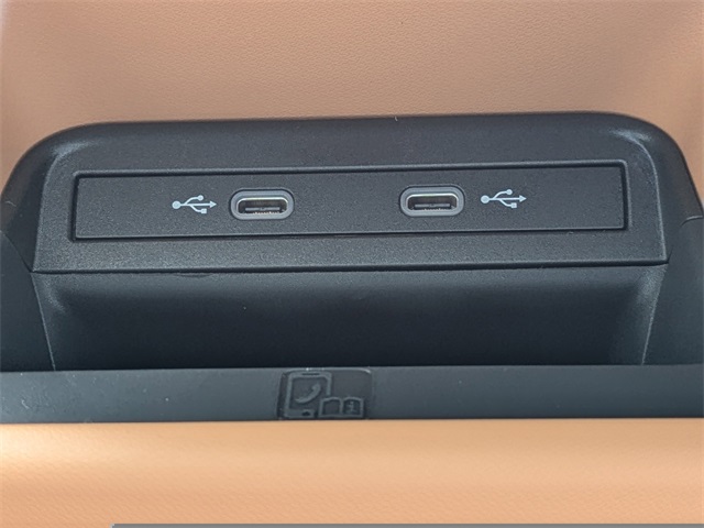 2025 Volkswagen ID. Buzz Pro Plus photo 19
