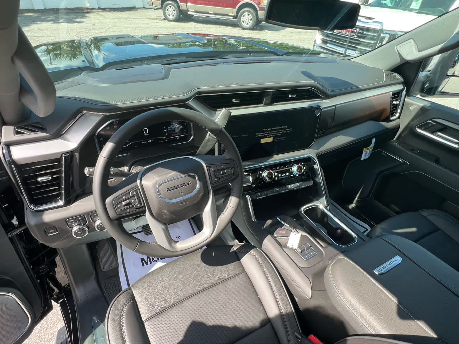 2025 Gmc Sierra HD Denali photo 10