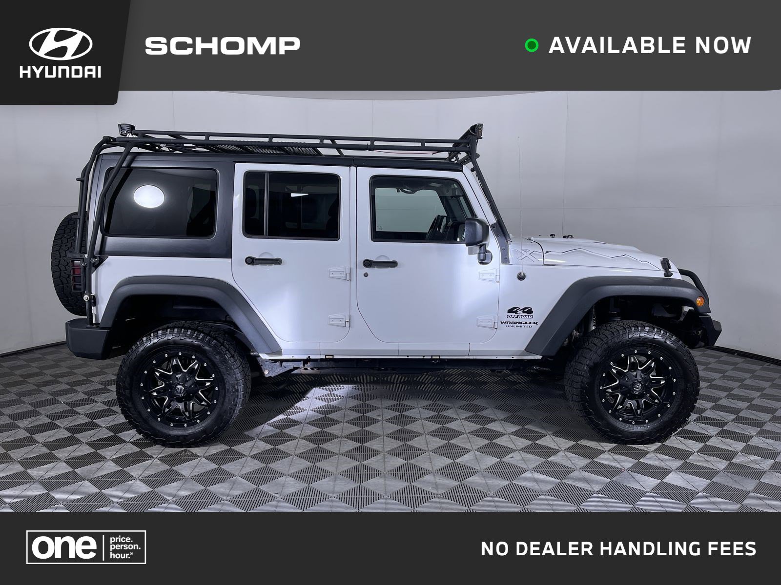 2015 Jeep Wrangler Unlimited Sahara's photo