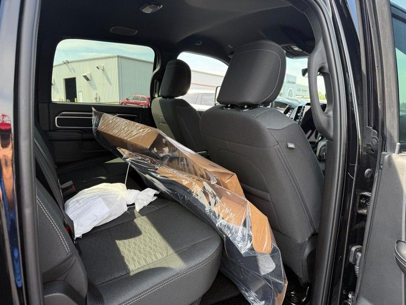 2026 Ram 2500 Big Horn photo 7