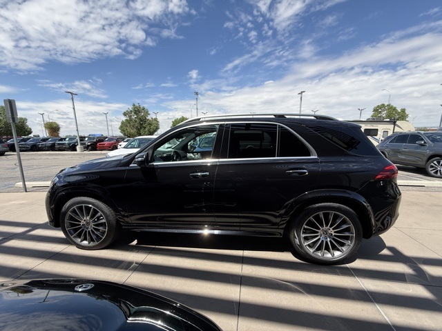 2025 Mercedes Benz GLE 580 4MATIC photo 4